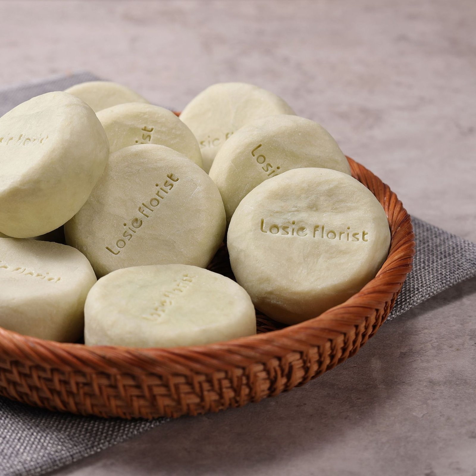 O1CN01HMbDd61sJinWfoAL7_2218203265746-0-cib-2.jpg - Pure Essence Soap